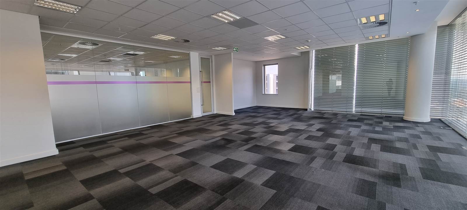 1979  m² Commercial space in Sandown photo number 24