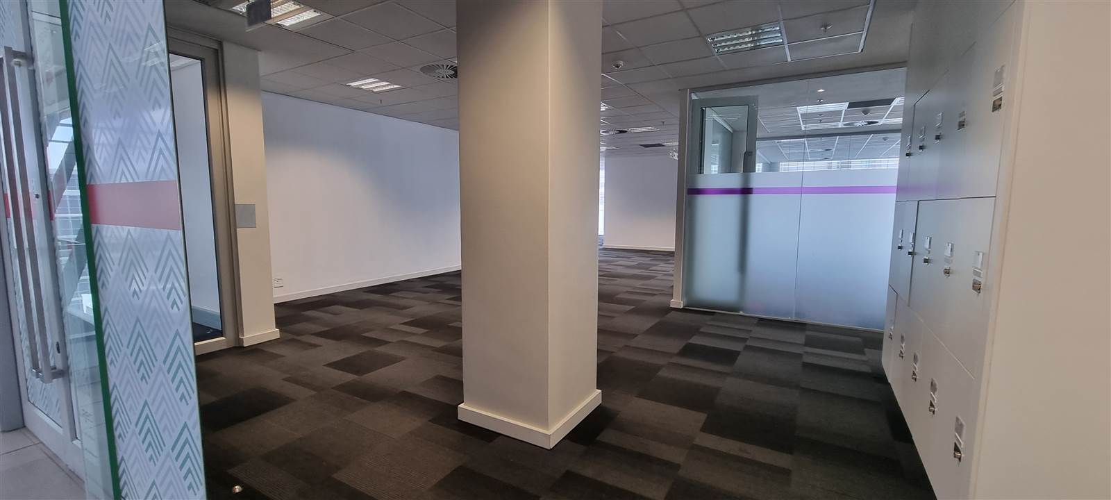 1979  m² Commercial space in Sandown photo number 9