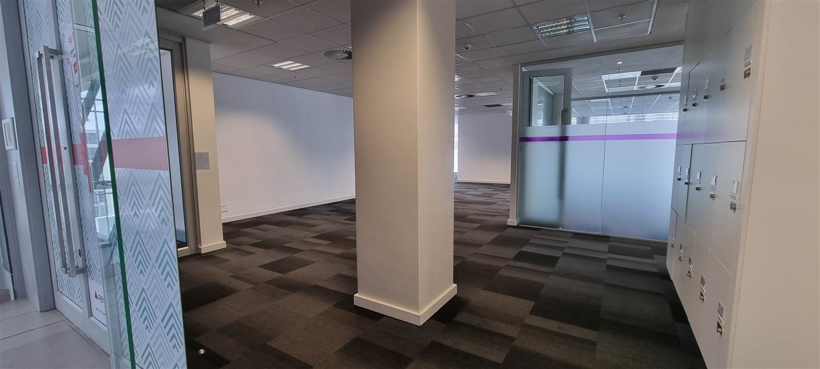 1979  m² Commercial space in Sandown photo number 8