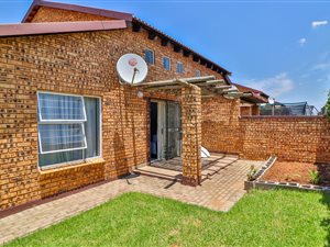 3 Bed Simplex in Honeydew