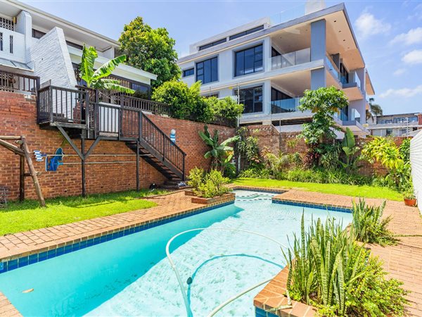 3 Bedroom Townhouse 3 Bedroom Townhouse