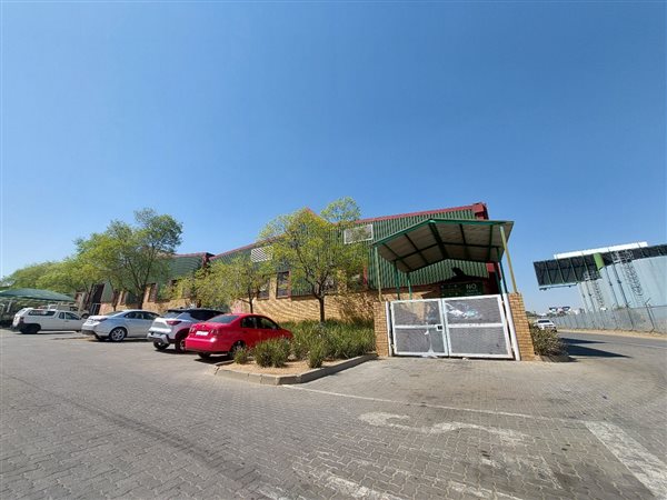 1 083 m² Industrial space 1 083 m² Industrial space