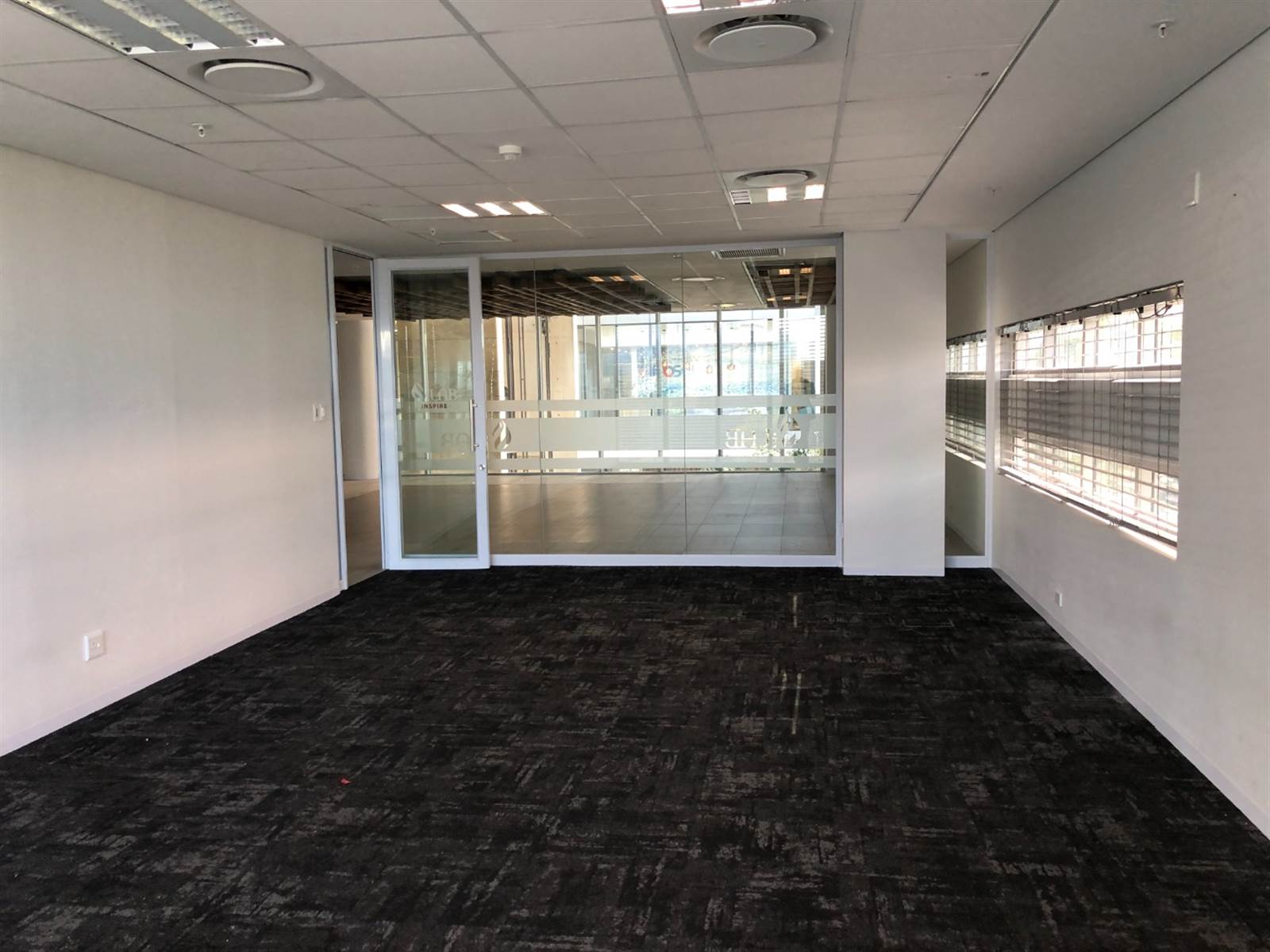 893  m² Commercial space in Sandhurst photo number 5