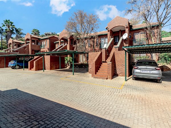 2 Bedroom Townhouse 2 Bedroom Townhouse