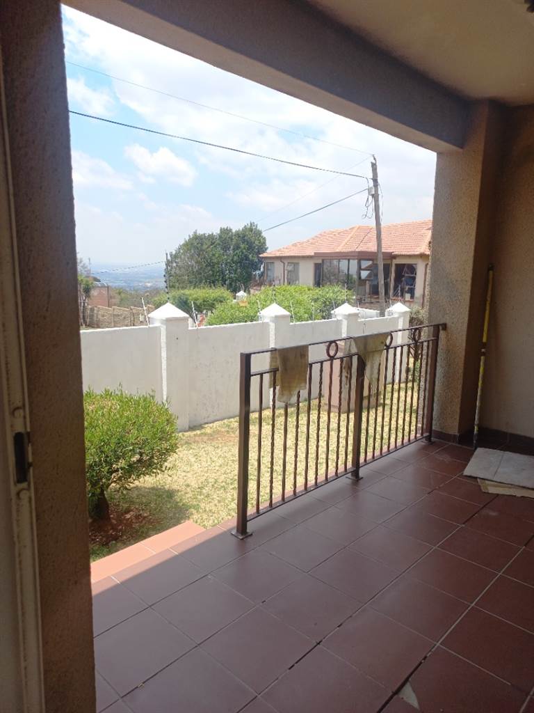 2 Bed Townhouse in Risana photo number 3