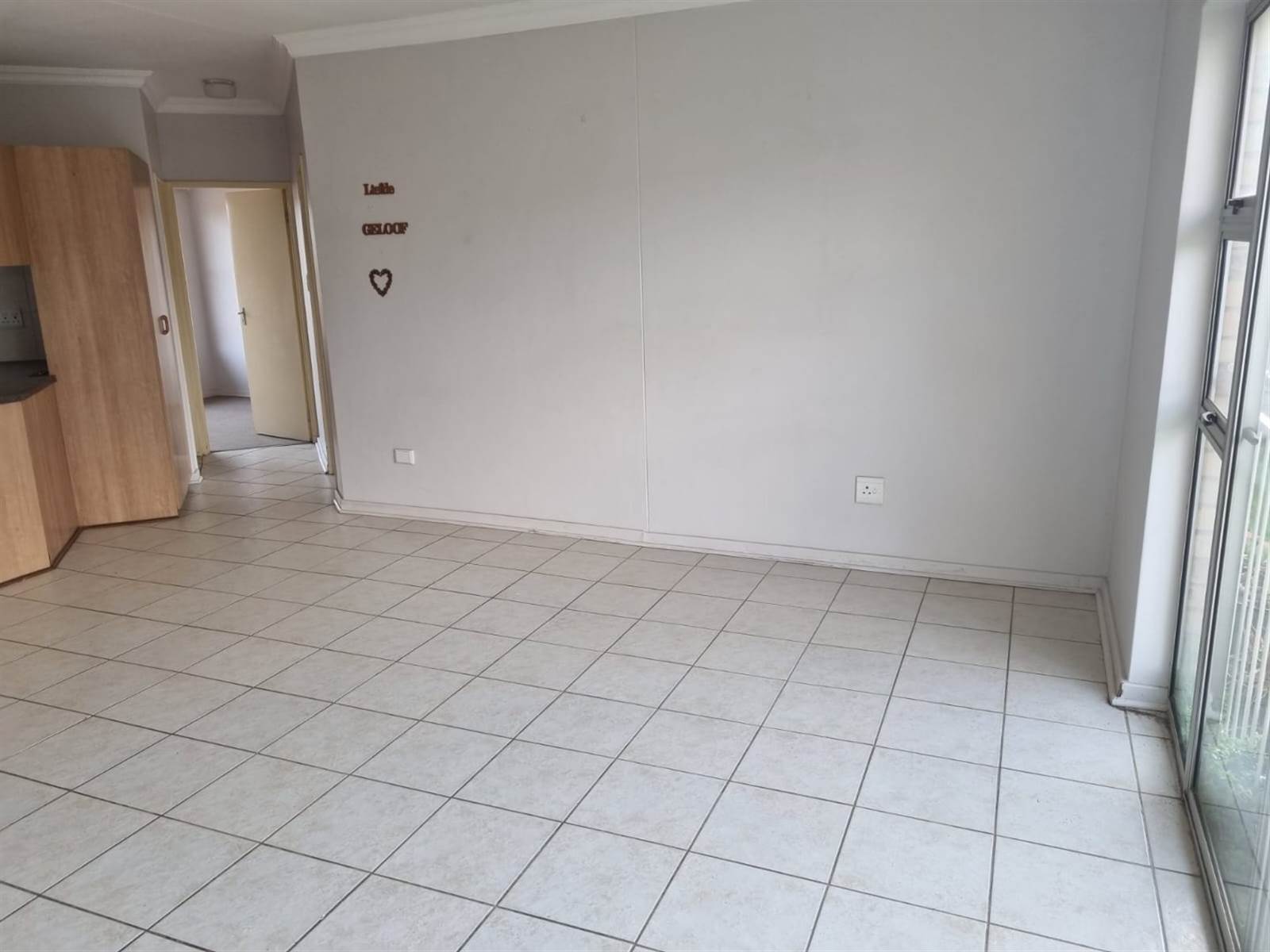 2 Bed Townhouse in Quaggafontein photo number 6