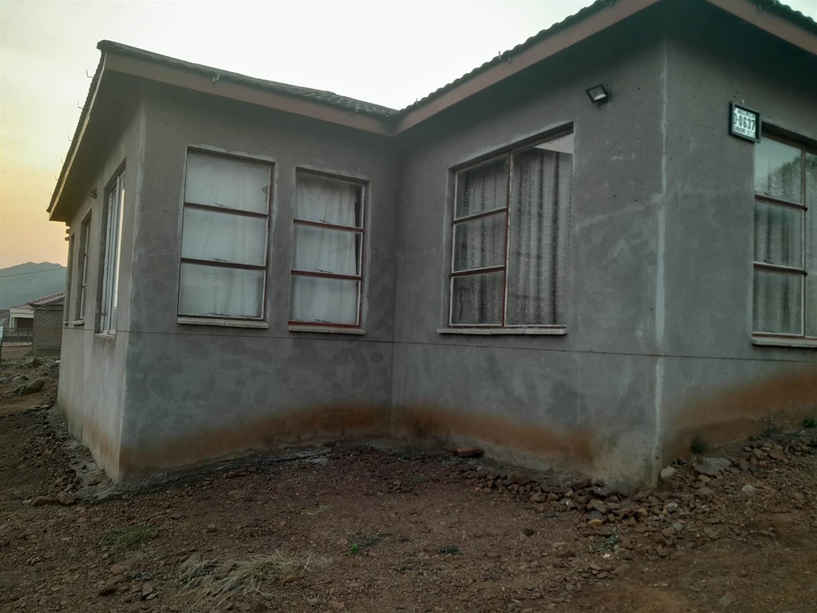 4 Bed House in Dzanani photo number 4