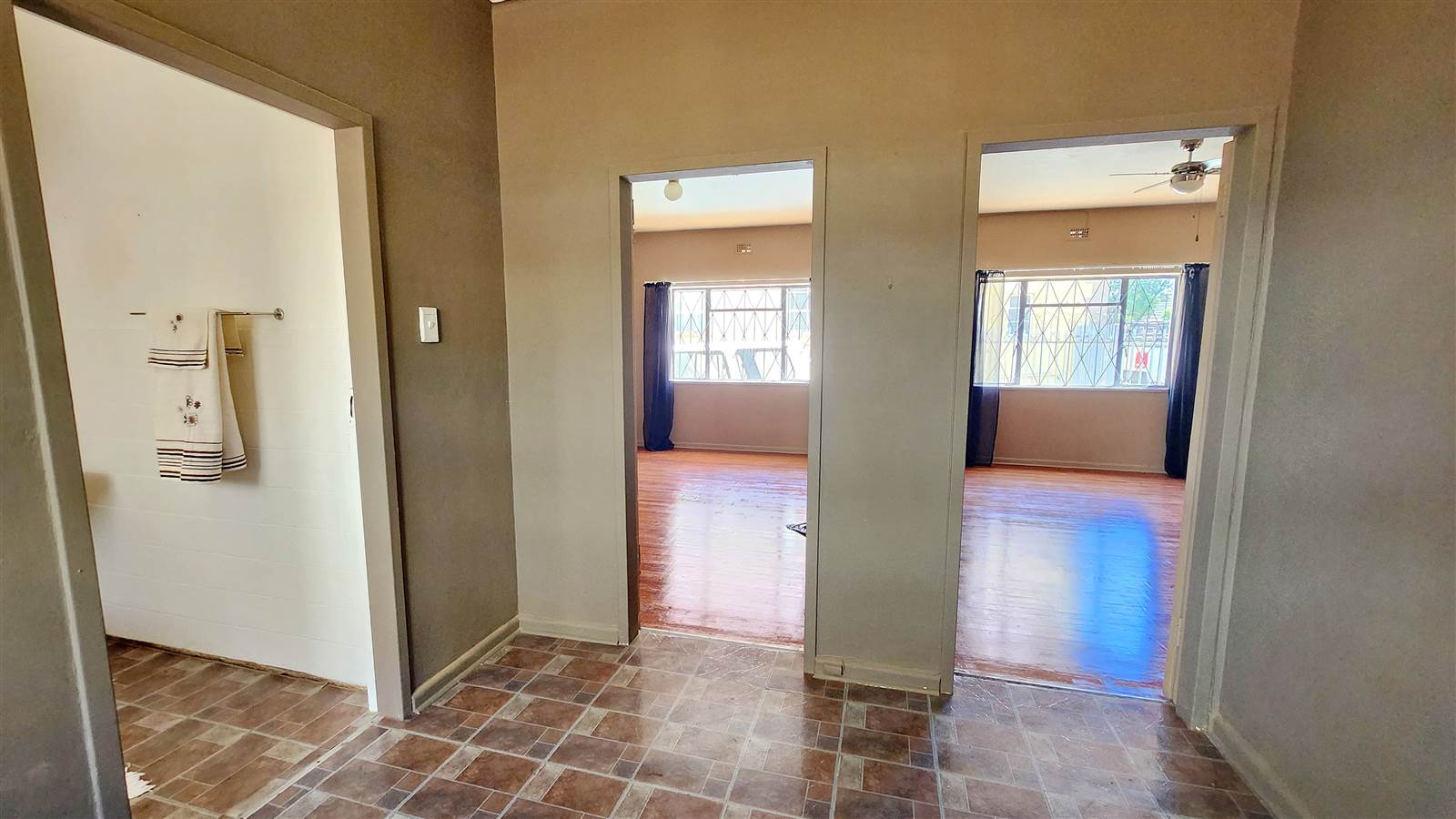 1 Bed Flat in Uitenhage Central photo number 13