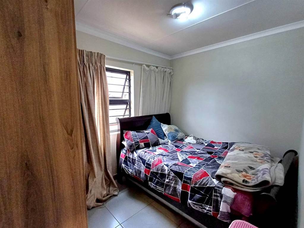 3 Bed Townhouse in Leopards Rest Security Estate photo number 3
