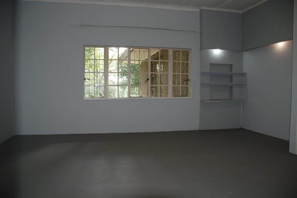3 Bed House in Muldersdrift photo number 10