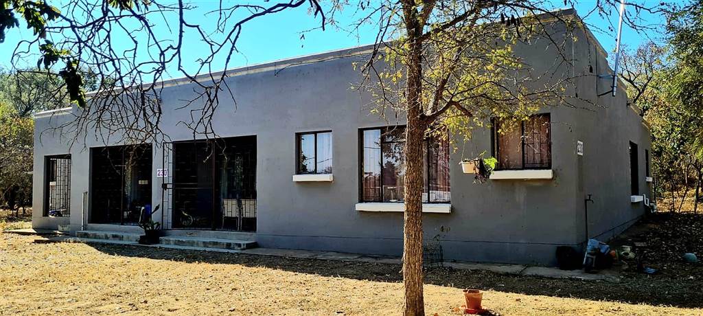 3 Bed House in Vaalwater photo number 1