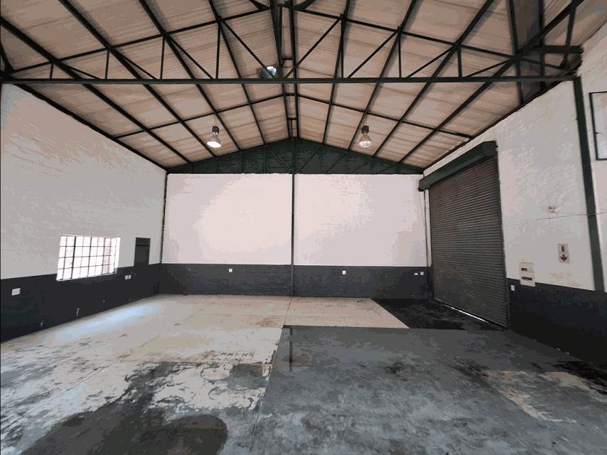 215  m² Industrial space in Kya Sands photo number 1
