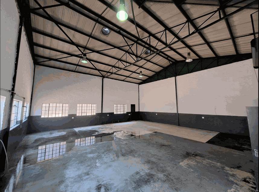 215  m² Industrial space in Kya Sands photo number 3
