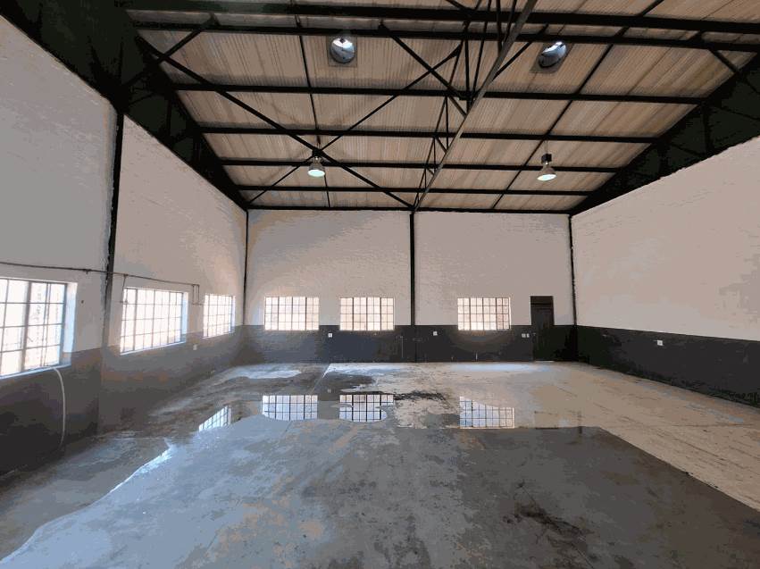 215  m² Industrial space in Kya Sands photo number 2