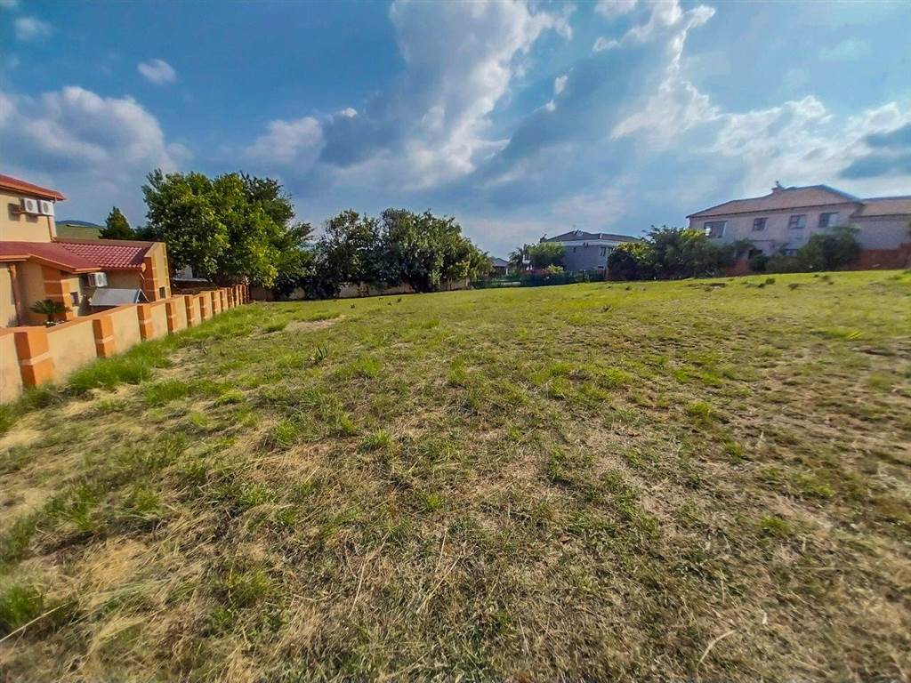 814 m² Land available in Kosmos photo number 2