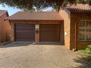 3 Bed Townhouse in Eldoraigne