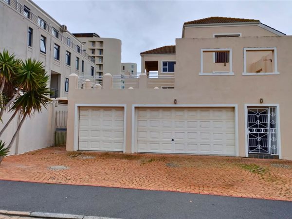 5 Bedroom House 5 Bedroom House