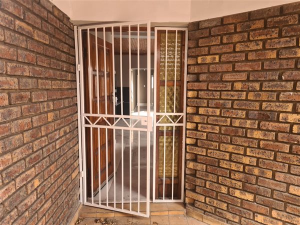 3 Bedroom House 3 Bedroom House