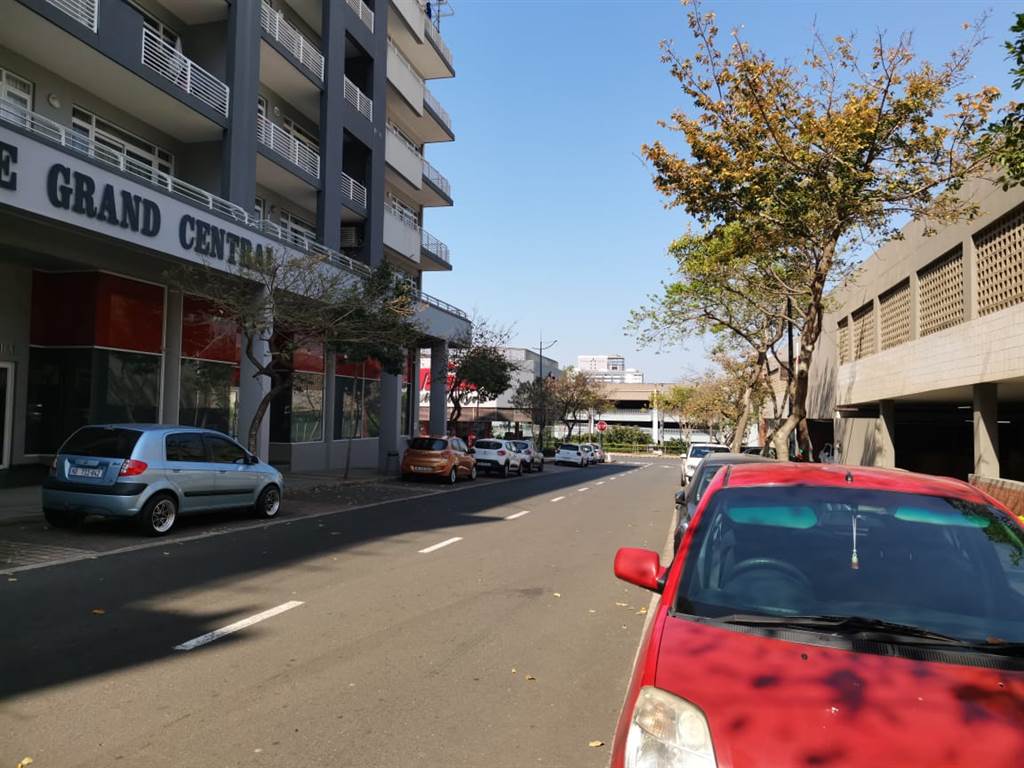 159  m² Commercial space in Umhlanga Ridge photo number 2