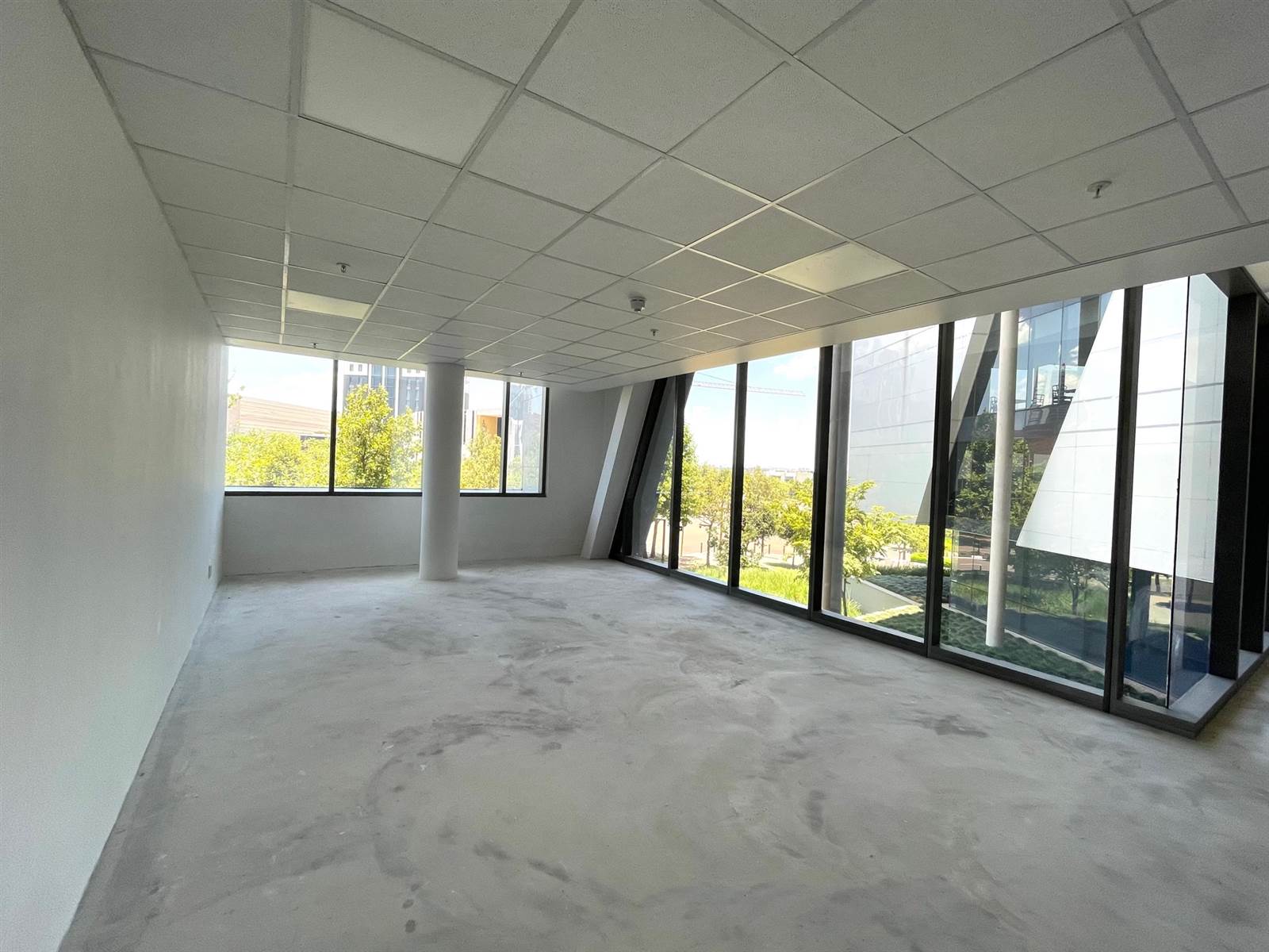 528  m² Commercial space in Waterfall Estate photo number 12