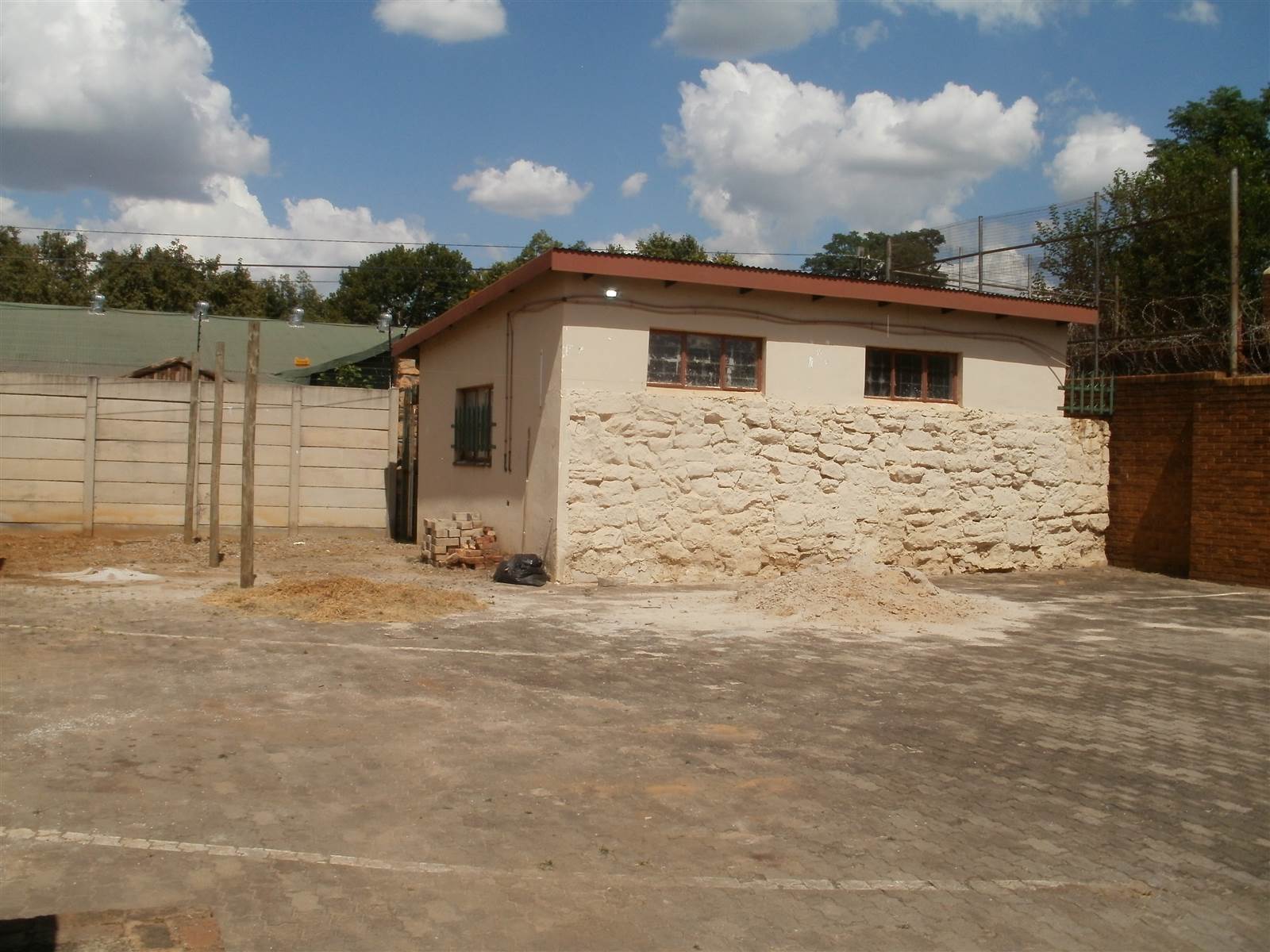 570  m² Commercial space in Bronkhorstspruit photo number 22