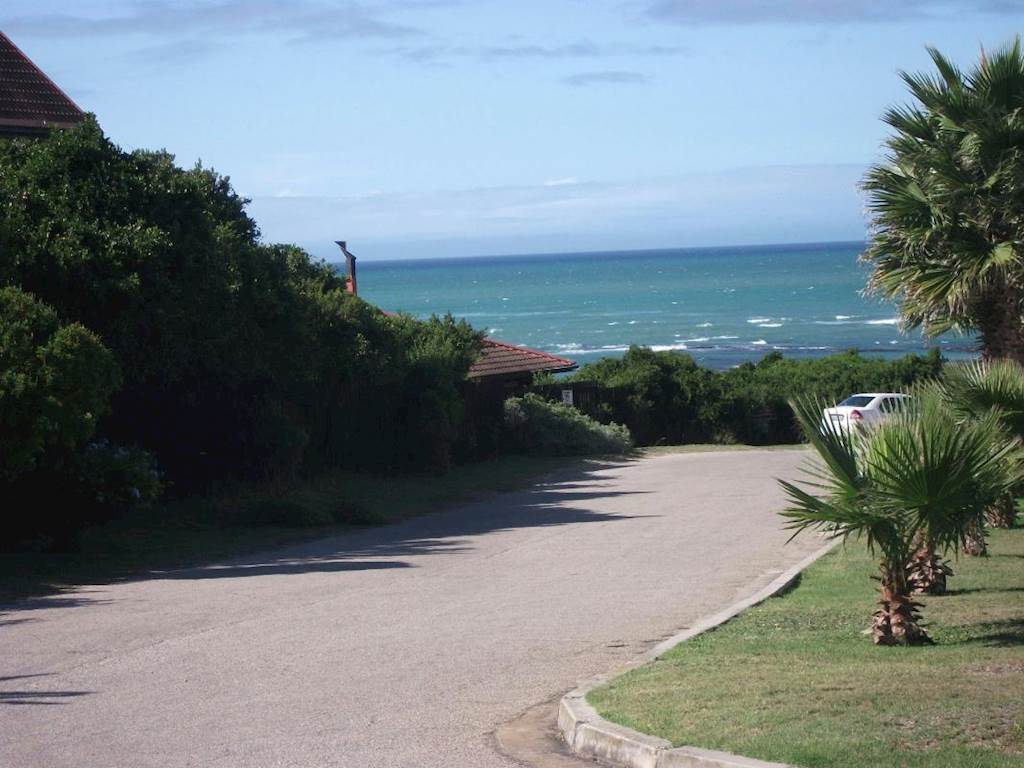 733 m² Land available in Aston Bay photo number 4