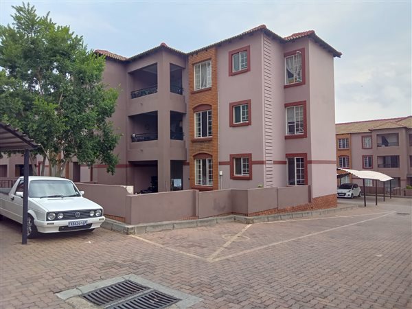 2 Bed Apartment in Castleview