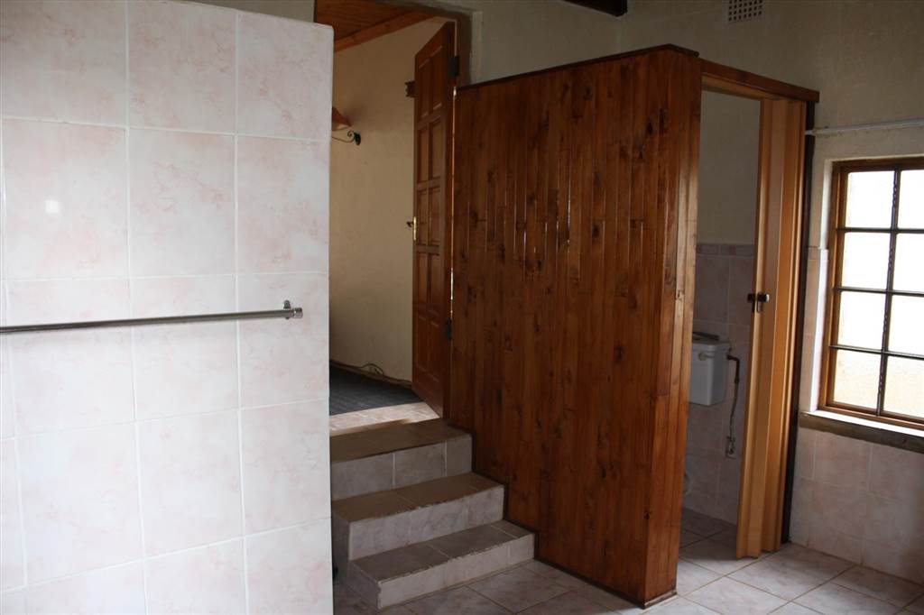 4 Bed House in Machadodorp photo number 23