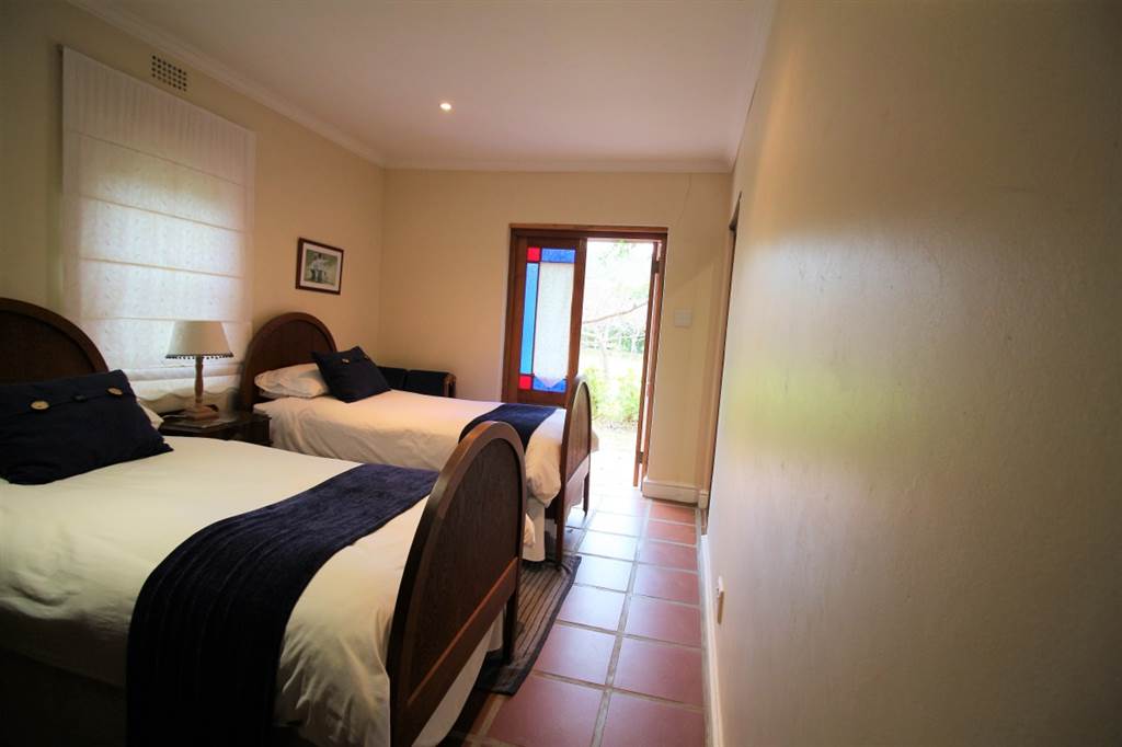 4 Bed House in Montagu photo number 23