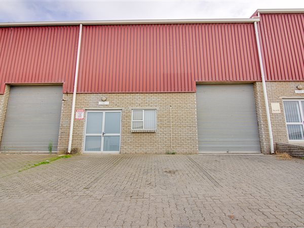 184  m² Industrial space