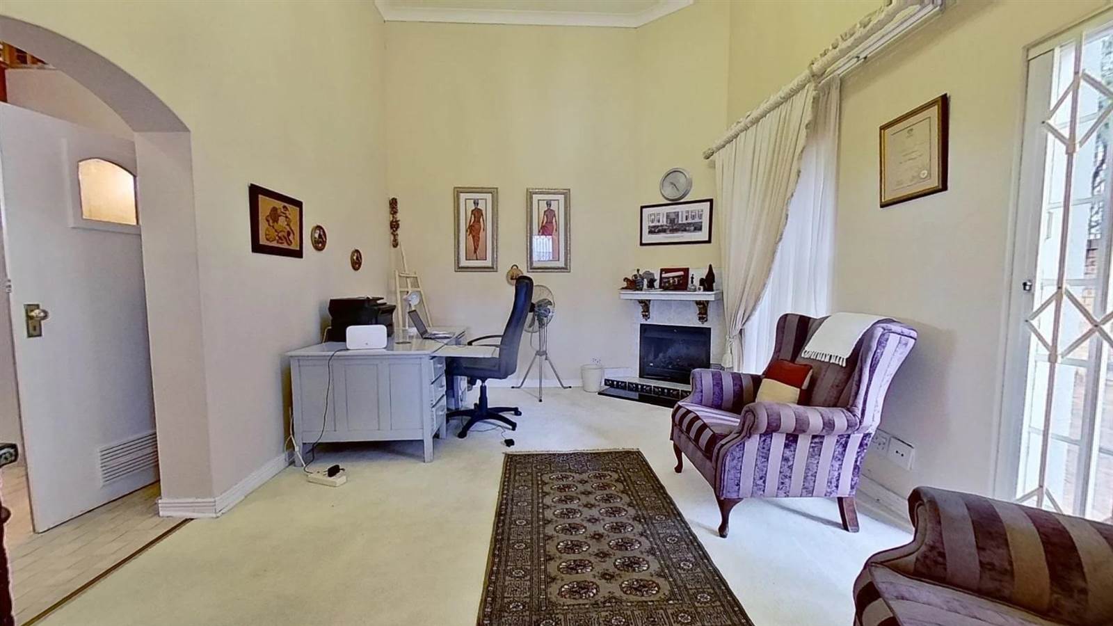 5 Bed House in Wilkoppies photo number 13