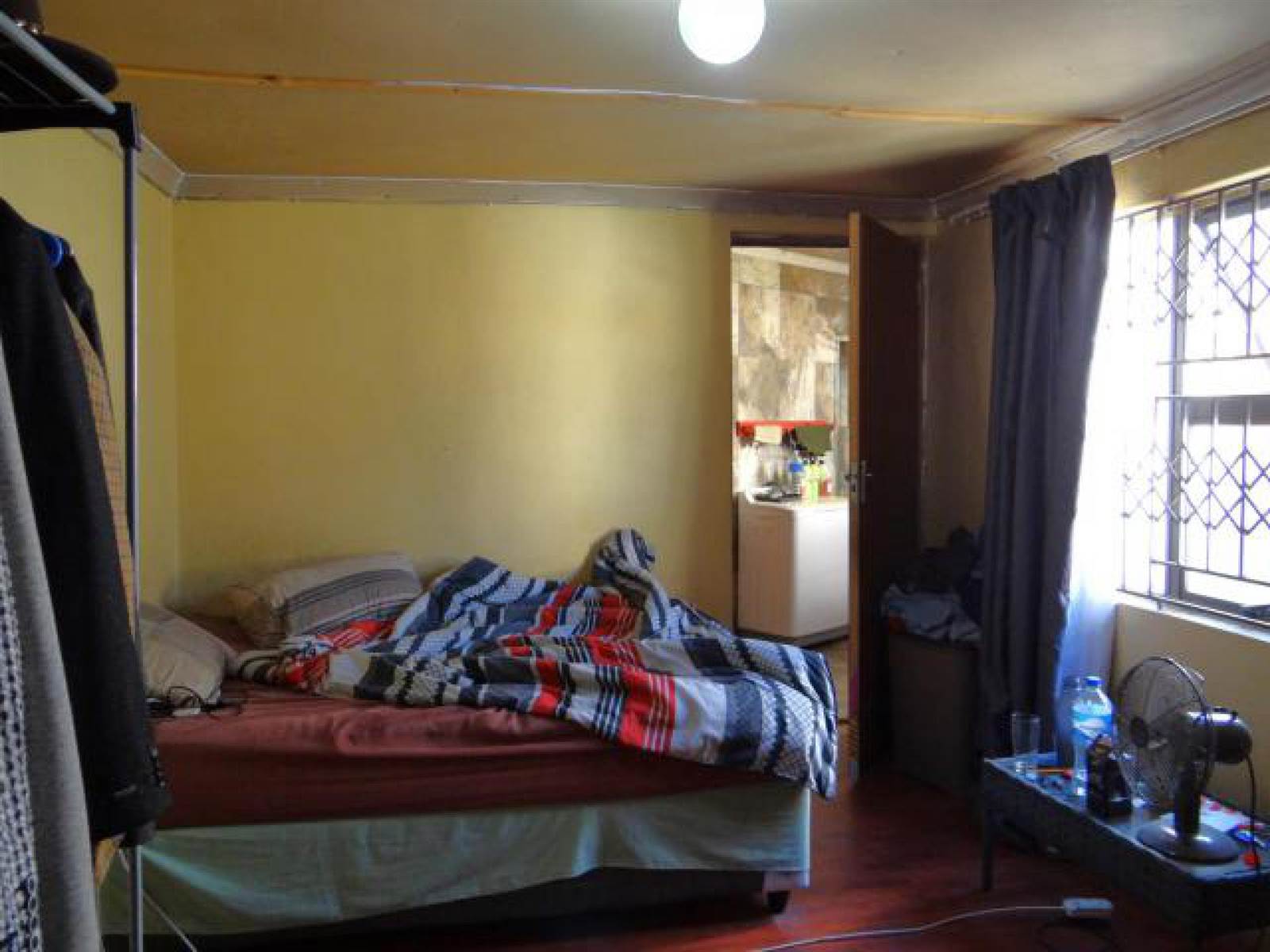 2 Bed House in Zwide photo number 10