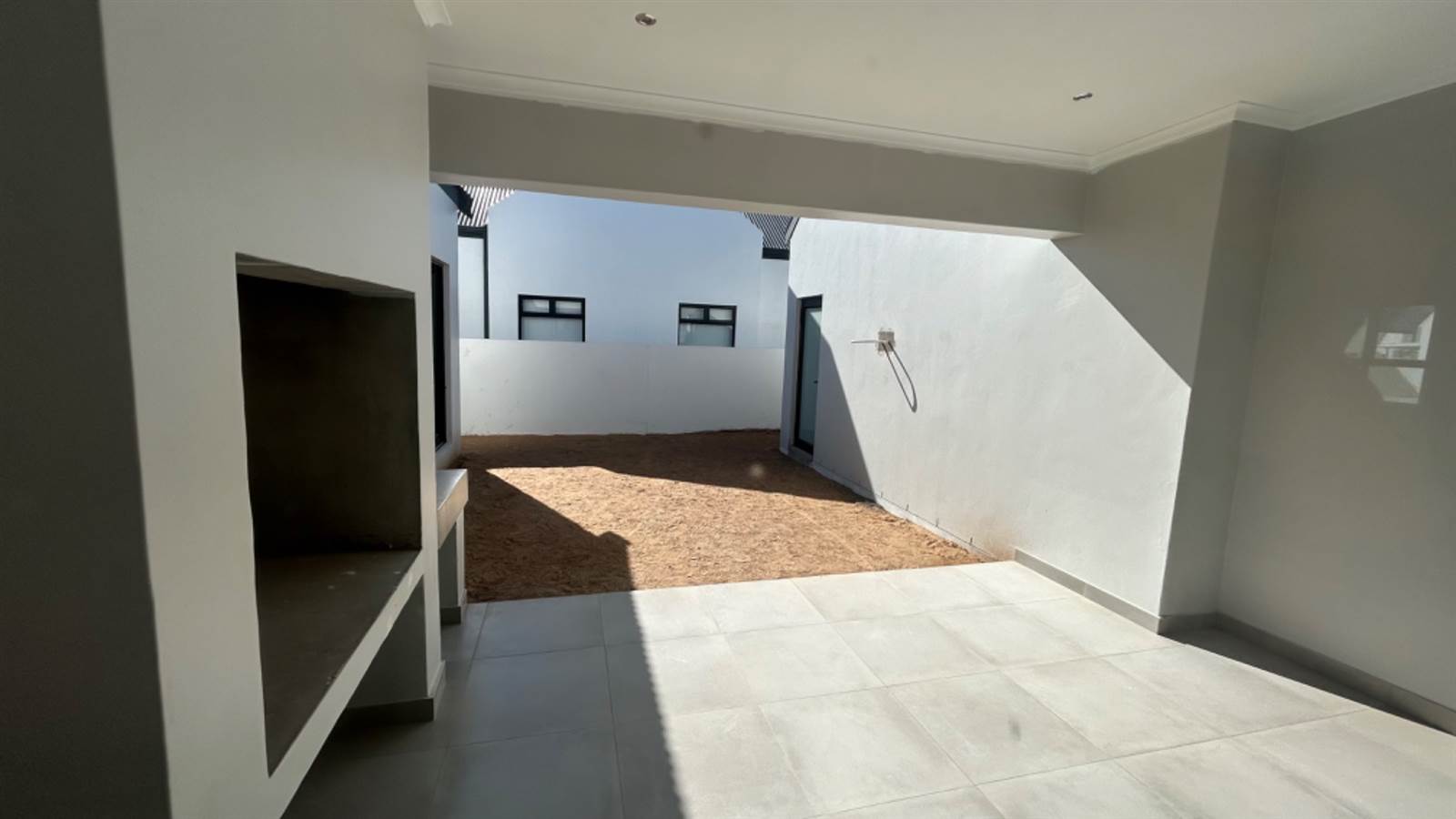 3 Bed House in Laguna Sands photo number 16