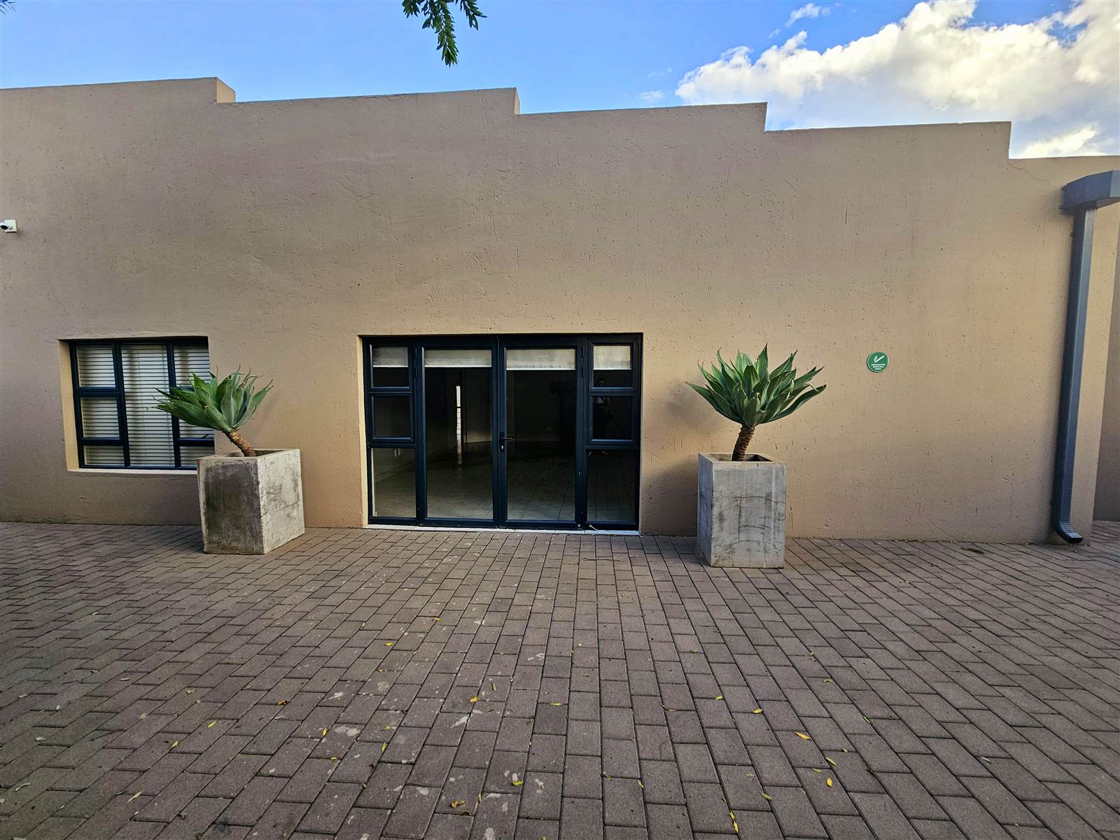 432  m² Commercial space in Garsfontein photo number 30