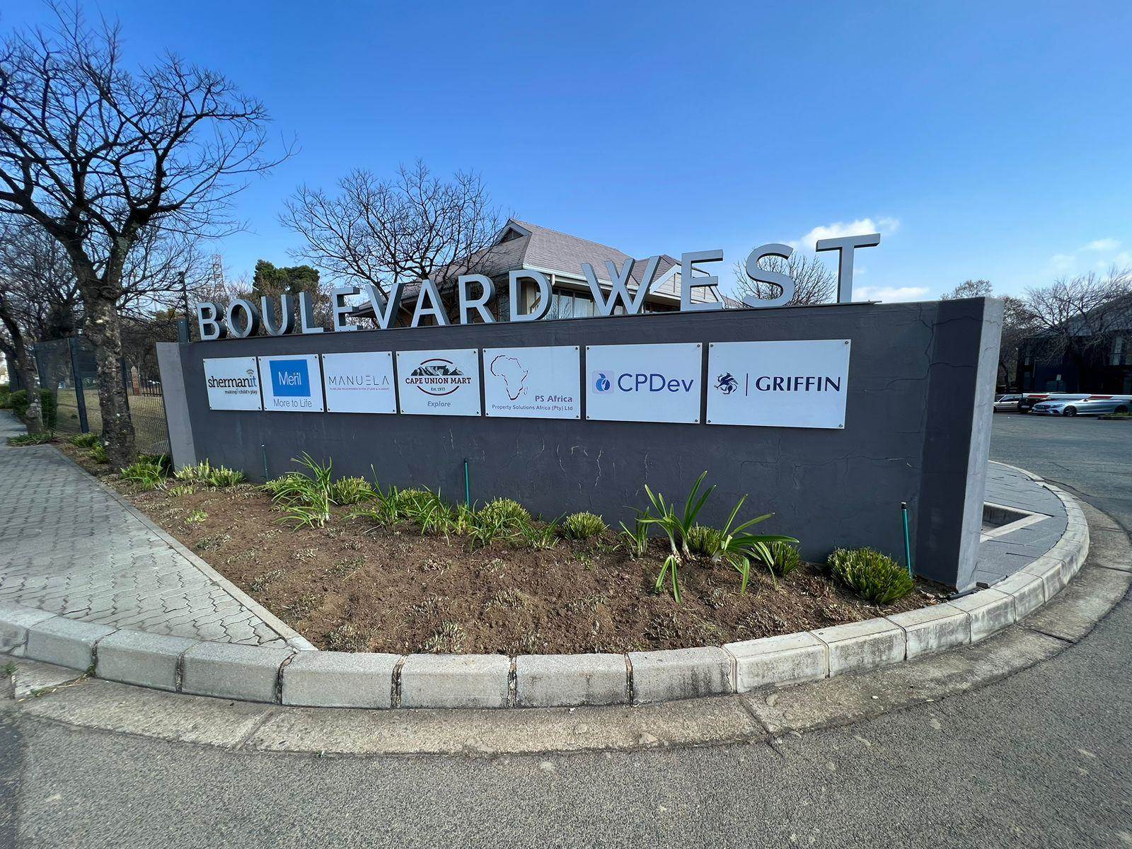 1373  m² Commercial space in Woodmead photo number 1