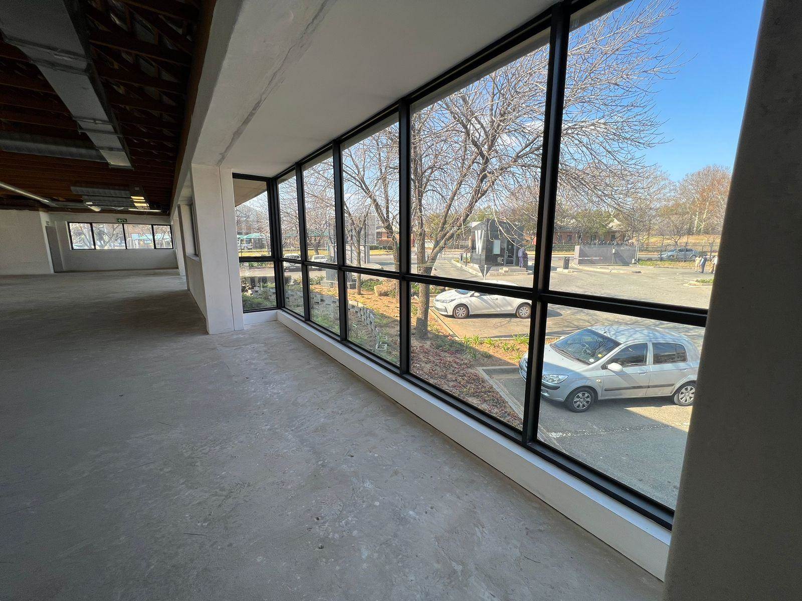 1373  m² Commercial space in Woodmead photo number 12