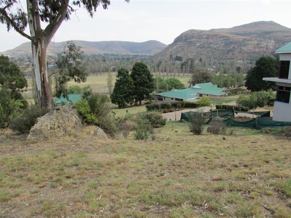 699 m² Land