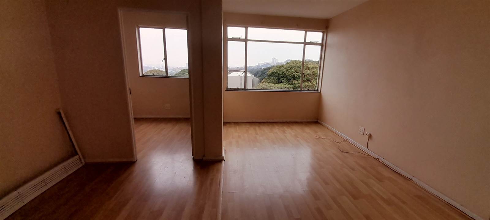 1 Bed Apartment in Essenwood photo number 3