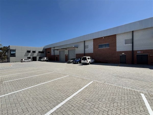 2 221  m² Industrial space