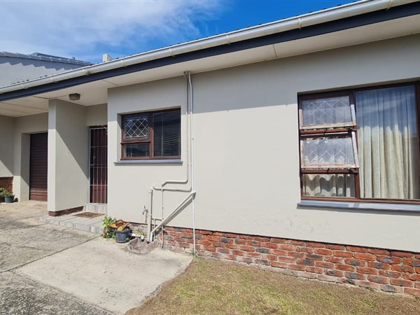 3 Bed Townhouse in Greenfields