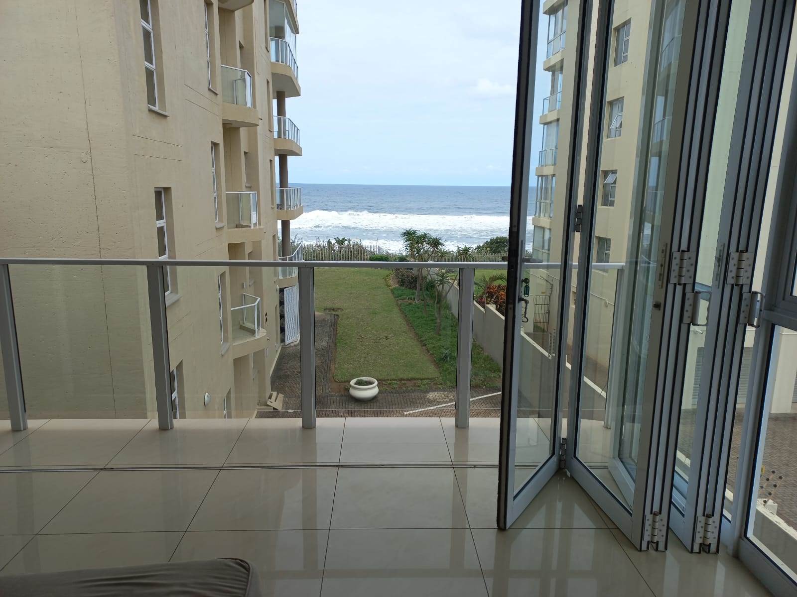 3 Bed Apartment in Manaba photo number 1