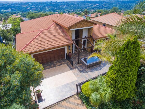 7 Bedroom House 7 Bedroom House