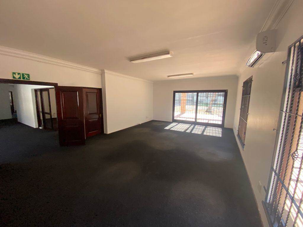 642  m² Commercial space in Melrose Arch photo number 13