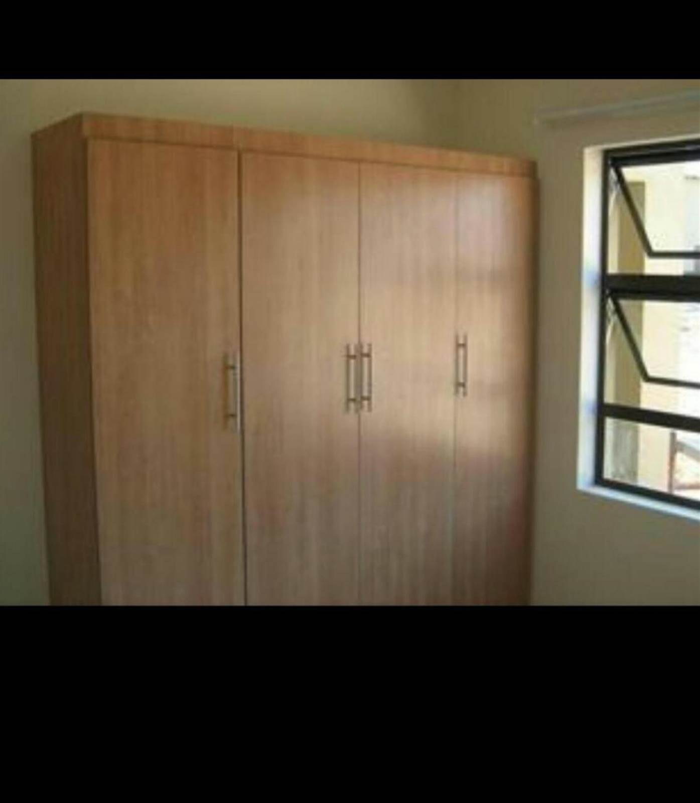 1 Bed Apartment in Brits Central photo number 9