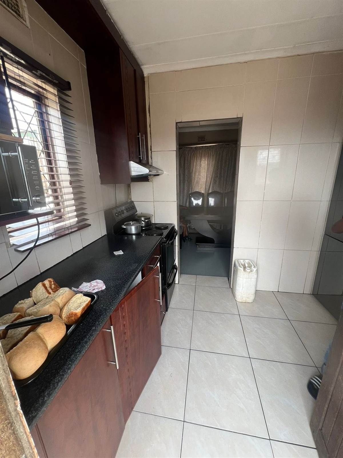 3 Bed House in Pietermaritzburg Central photo number 4