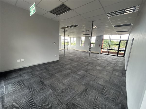 191  m² Office Space