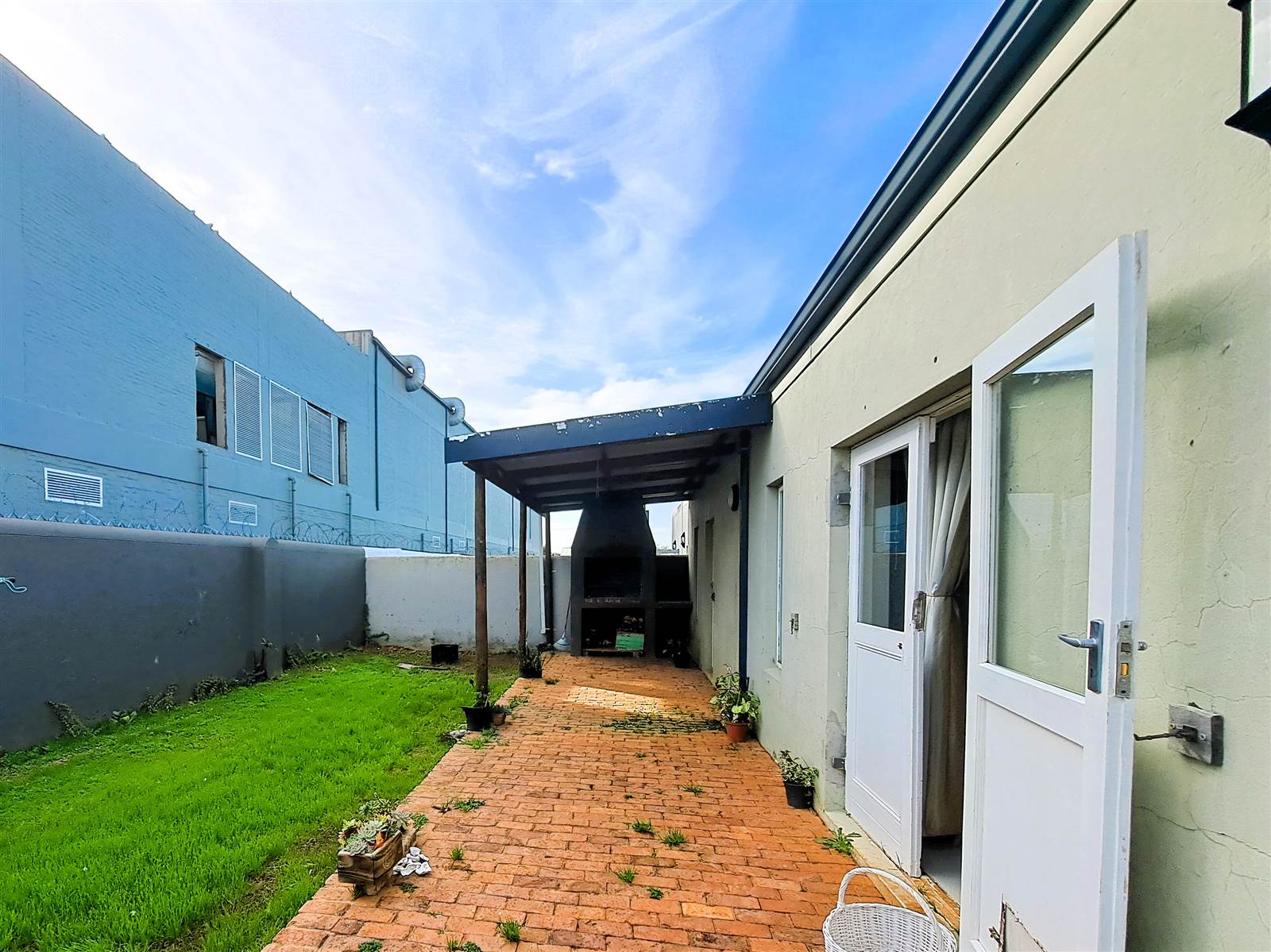 3 Bed Townhouse in Bredasdorp photo number 12