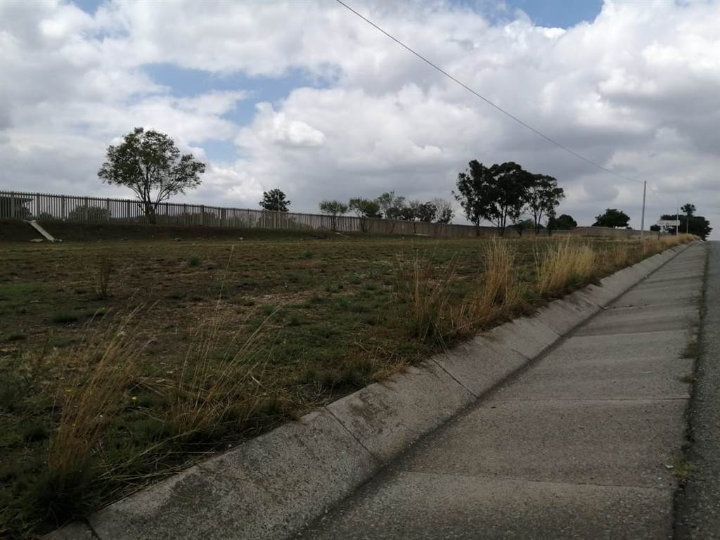 1.7 ha Land available in Evander photo number 10
