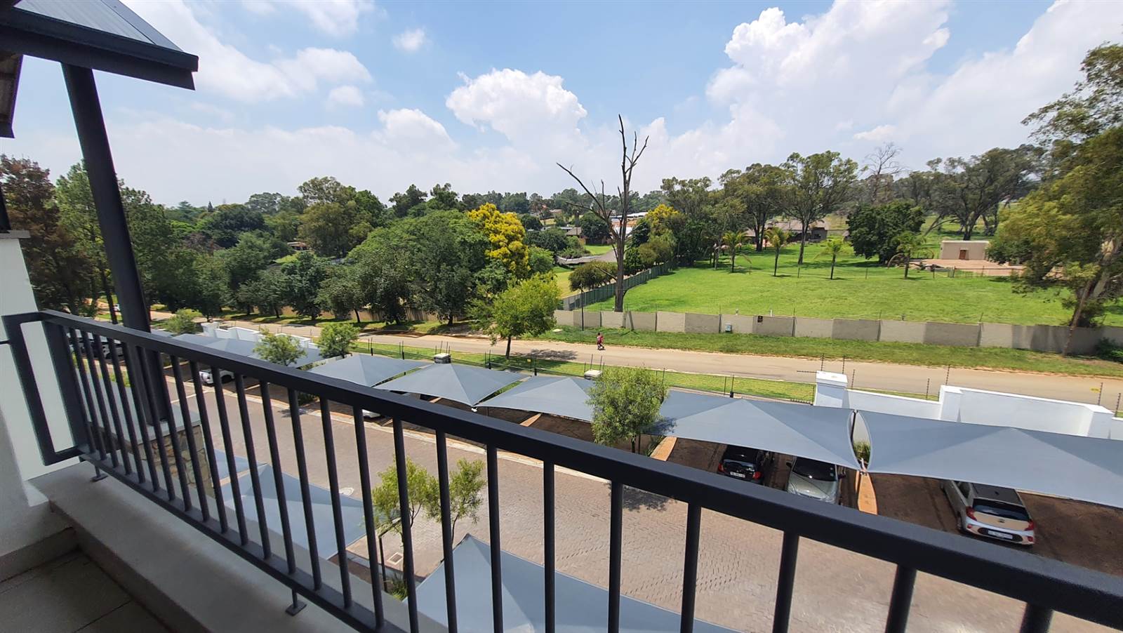 2 Bed Apartment in Modderfontein photo number 21