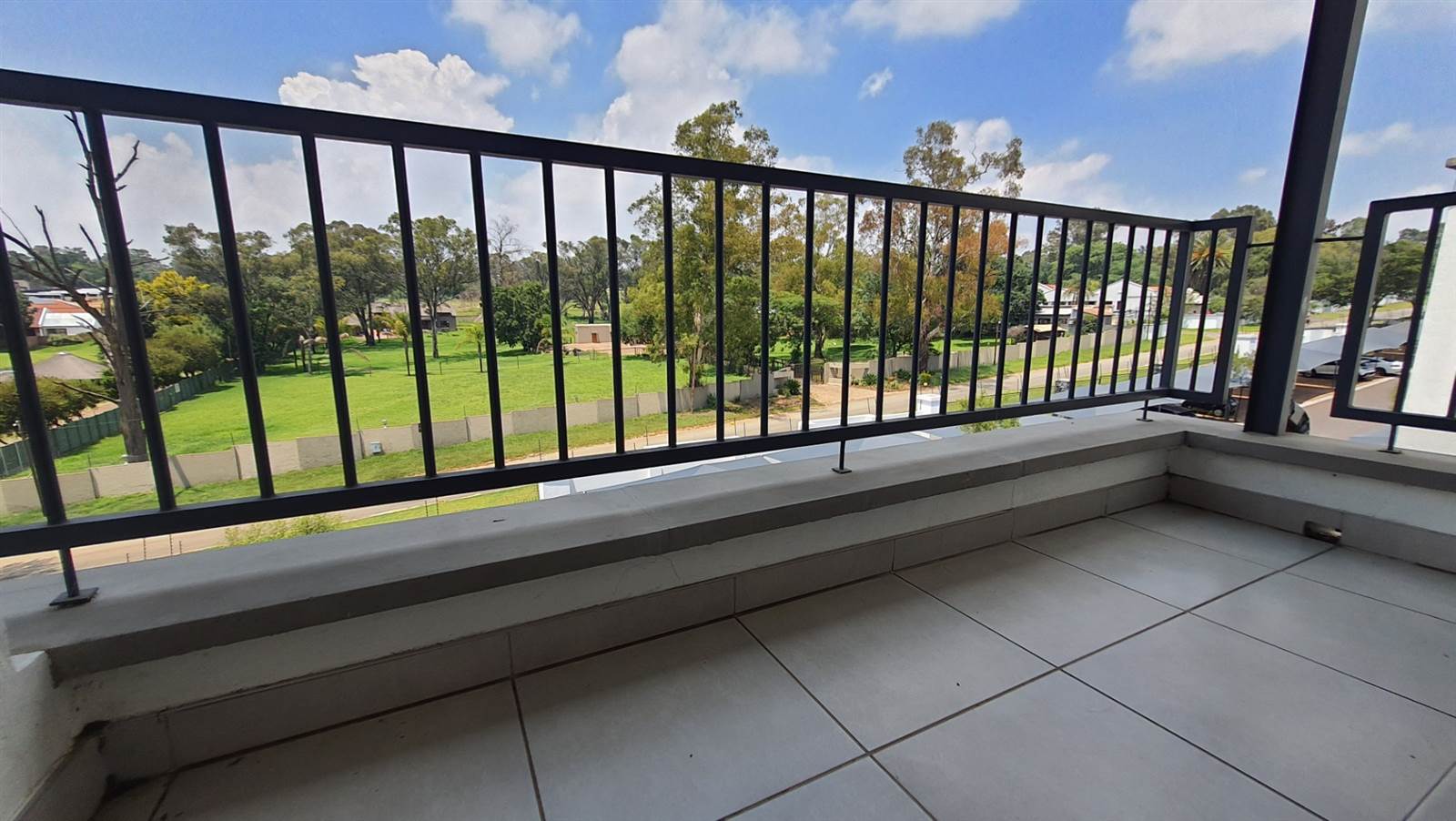 2 Bed Apartment in Modderfontein photo number 19
